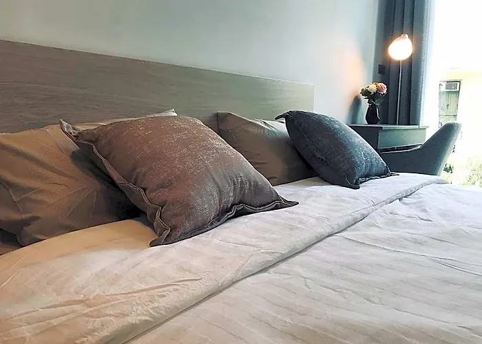 Cbd+sukhumvit/asoke/nana 4*